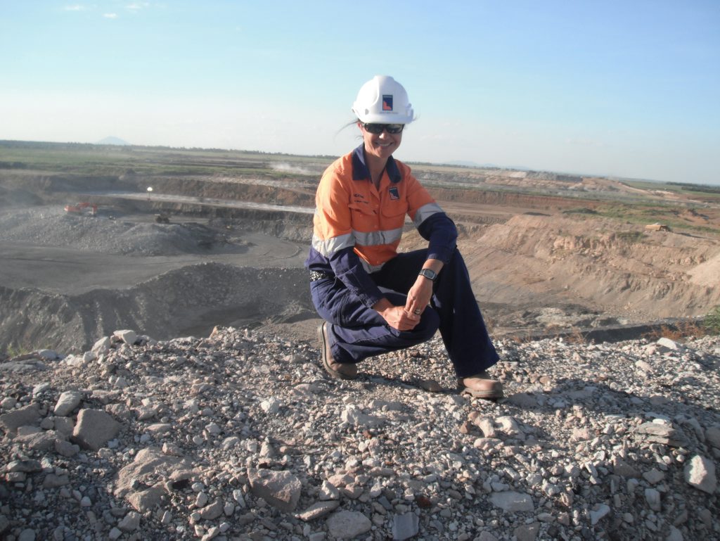 Biloela engineer Heather Parry has won the 2011 Queensland Resources Council Resources Award for Women. Biloela engineer Heather Parry has won the 2011 Queensland Resources Council Resources Award for Women.